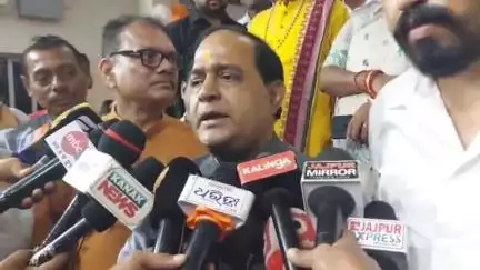 ଧର୍ମଶାଳା: ଧର୍ମଶାଳା ଗସ୍ତରେ ଆସିଥିବା ବେଳେ ମନ୍ତ୍ରୀ କୃଷ୍ଣ ଚନ୍ଦ୍ର ପାତ୍ର ପ୍ରତିକ୍ରିୟା ଦେଇଛନ୍ତି କୌଣସି ଚାଷୀଙ୍କ ଟୋକନ ବାତିଲ ହେବ ନାହିଁ