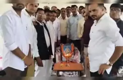 ડીસા નાઈ સમાજની લાઈબ્રેરી ખાતે નાઈ 21 મી  સાધારણ સભા સાથે સમાજના તેજસ્વી તારલાઓનો સન્માન સમારોહ યોજાયો.
