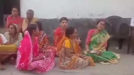 রামপুরহাট ২: তৃণমূলের পাশাপাশি এবার মাঠে নেমে পড়েছে বিজেপি নেতৃত্ব, সাংগঠনিক বৈঠক মাড়গ্রামে