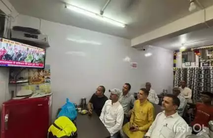 बल्दवाड़ा: बलद्वाडा में विधायक सहित लोगों ने सुनी पीएम की मन की बात
