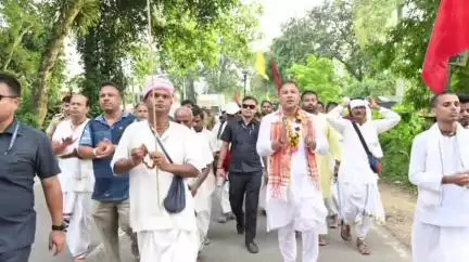 মৰাণ: জ্যোতিপুৰত অনুষ্ঠিত শ্ৰীশ্ৰী জগন্নাথ ৰথ যাত্ৰা মহোৎসৱত অংশগ্ৰহণ কৰে মন্ত্ৰী বিমল বৰাই