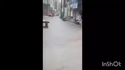 नरसिंहगढ़: नरसिंहगढ़ में एक घंटे की बारिश से जलभराव, सड़कों पर बहा पानी, जल्द शुरू होगी बुआई