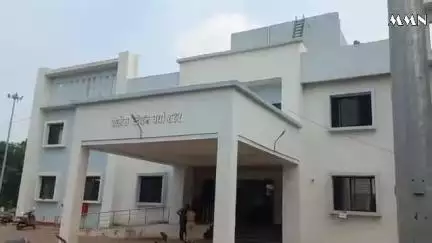 वर्धा: पुलफैल येथे नाल्याच्या काठावर अवैध मोहा दारू भट्टीवर शहर पोलिसांची कारवाई : 2 लाख 42 हजार 320 रुपयांचा मुद्देमाल जप्त