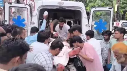 रतलाम नगर: हाट की चौकी क्षेत्र के राजेंद्र नगर में चाकूबाजी, पुलिस ने एक आरोपी को किया गिरफ्तार