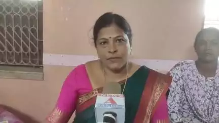 বারাসাত ১: “বঙ্গে বর্তমান পরিস্থিতিতে নারী নিরাপত্তা বলতে কিছু নেই” কসবা কান্ড নিয়ে দত্তপুকুরে সরব বিজেপি নেত্রী সীমা সাহা