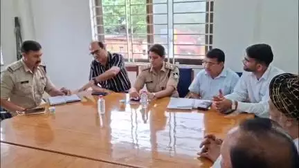 दमोह: आगामी नागपंचमी, मुहर्रम व अन्य त्योहारों में शांति बनाए रखने के लिए कोतवाली थाना में शांति समिति की बैठक संपन्न