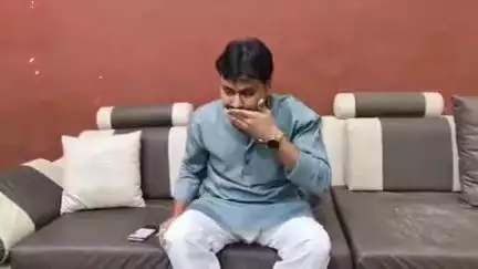 झांसी: ग्राम कुम्हरार के भूमि विवाद में पूर्व जिला पंचायत सदस्य दीपेंद्र यादव पर मुकदमा दर्ज, बोले- छवि धूमिल करने की साजिश