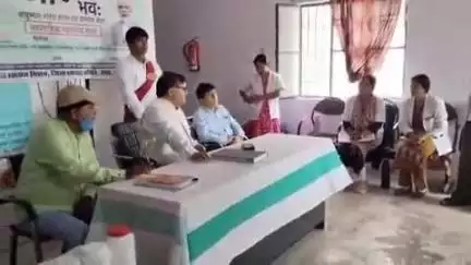 ज्ञानपुर: मुख्यमंत्री जन आरोग्य मेला का निरीक्षण मुख्य चिकित्सा अधिकारी ने किया