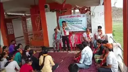सुसनेर: म.प्र. जन अभियान परिषद ने करकडिया में जलदूतों का सम्मान किया, ग्रामीणों संग किया पौधारोपण