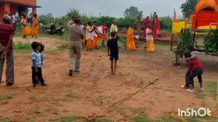 ବୀରମିତ୍ରପୁର: ନୂଆଗାଁ ବ୍ଲକର ବରେଇଗଡ଼ାଠାରେ ତୃତୀୟ ଦିନରେ ରଥଯାତ୍ରା ଅନୁଷ୍ଠିତ ।