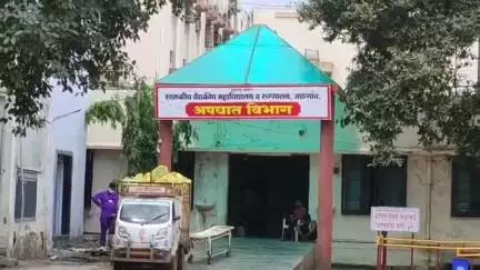 जळगाव: शासकीय वैद्यकीय महाविद्यालयाजवळ ८ हजार रूपयांच्या नकली नोटांसह दोघांना अटक; जिल्हापेठ पोलीसात गुन्हा दाखल