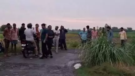 सवायजपुर: पचदेवरा क्षेत्र में नाले में मिला मासूम बच्ची का शव, पुलिस ने एक युवक को हिरासत में लिया