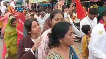 दलौदा: इस्कॉन मंदिर उज्जैन के नेतृत्व में दलोदा में पहली बार भगवान जगन्नाथ की रथ यात्रा निकाली गई, लोगों में दिखा उत्साह