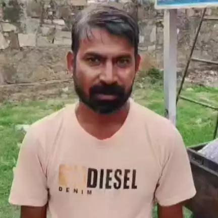 राजगढ़: राजगढ़ नगर मेश्री जगन्नाथ जी मेले में नगरपालिका द्वारा की गई नाली खुदाई को लेकर दुकानदारों में नाराजगी