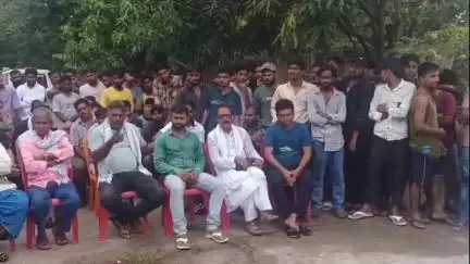 हथुआ: हथुआ में मुहर्रम को लेकर शांति समिति की बैठक संपन्न, सुरक्षा के कड़े इंतजाम