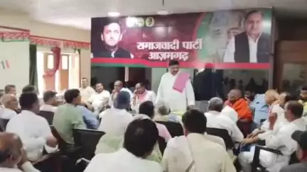 आज़मगढ़: मौर्य समाज के नेता करुणाकांत मौर्य ने कहा, सपा सरकार में हमारे समाज का विकास होगा, अन्य दल केवल वोट की राजनीति करते हैं