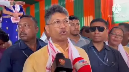 মৰিগাঁও: 'মন কী বাত' অনুষ্ঠানত ভাৰতৰ প্ৰতিটো প্ৰান্তৰ লোকৰ হৃদস্পন্দন প্রতিধ্বনিত হয়,জাগীৰোডত মন্ত্ৰী পীযূষ হাজৰিকাৰ মন্তব্য