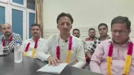 पांवटा साहिब: आचार्य देवेंद्र शर्मा को राजकीय संस्कृत शिक्षक परिषद, जिला सिरमौर की कमान सौंपी गई, प्रेसवार्ता में दी जानकारी