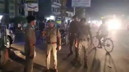 बेतिया: बेतिया में विशेष वाहन जांच अभियान, सड़कों पर उतरे डीआईजी और एसपी