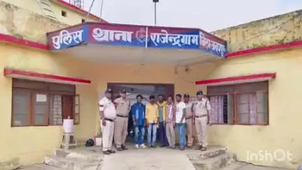 पुष्पराजगढ़: राजेंद्रग्राम पुलिस ने पांच फरार वारंटियों को गिरफ्तार किया