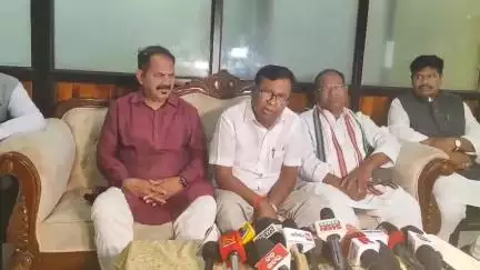 ଜୟପୁର: ପୁରୀ ରେଦଳାଚକଟା ଘଟଣା ଆମ୍ବେଦକର ଛକ ସ୍ଥିତ ଏକ ହୋଟେଲ ରେ ମୁଖ୍ୟମନ୍ତ୍ରୀ ଙ୍କ ଇସ୍ତଫା ଦାବି କଲେ ପିସିସି ସଭାପତି, ସଭାପତି କହୁଛନ୍ତିଶୁଣନ୍ତୁ