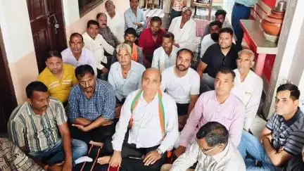 माण्डलगढ़: बीगोद कस्बे में प्रधानमंत्री नरेन्द्र मोदी की मन की बात मांडलगढ़ विधायक सहित जनप्रतिनिधियों ने सुनी