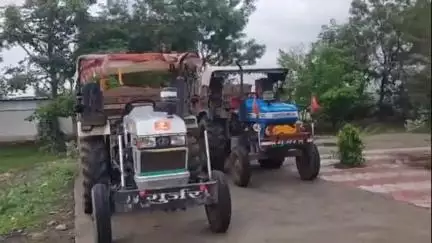 राजगढ़: राजगढ़: कलेक्टर के निर्देश पर गिंदौरहाट में प्रशासन ने अवैध रेत परिवहन पर की कार्रवाई