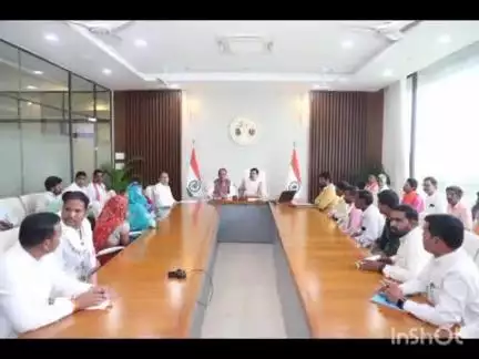 देवास नगर: केंद्रीय मंत्री शिवराज सिंह चौहान ने मुख्यमंत्री डॉ. मोहन यादव से शिवानी अभ्यारण मामले पर की चर्चा