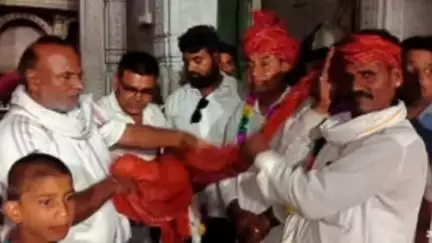 जहाज़पुर: पंडेर क्षेत्र के दौरे पर रहे विधायक मीणा, बैठक में हुए शामिल