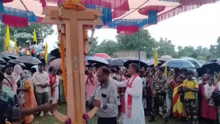 ठेठईटांगर: दिशोम गुरु शिबू सोरेन के लिए जामपानी चर्च में विशेष प्रार्थना की गई