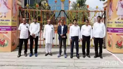 अरैन: अराई के गोधा परिवार को शिक्षा क्षेत्र में अद्वितीय योगदान के लिए राज्य स्तरीय शिक्षा विभूषण सम्मान से किया गया सम्मानित