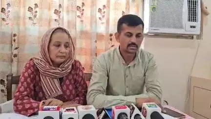 हनुमानगढ़: मृतक जीत सिंह की करोड़ों रुपए की कृषि भूमि और मकान विवाद मामले में हरपाल कौर ने अपने भाई के साथ की प्रेस वार्ता