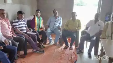 देवरी: देवरी प्रखंड के पार्टी कार्यालय में कांग्रेस अध्यक्ष की अध्यक्षता में हुई एक महत्वपूर्ण बैठक