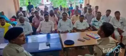 कटोरिया: मुहर्रम को लेकर कटोरिया थाना में शांति समिति की बैठक हुई