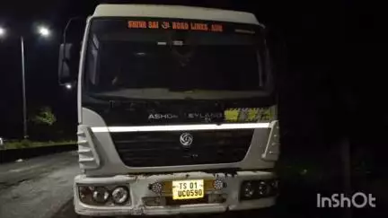 అదిలాబాద్ అర్బన్: పట్టణంలో రహదారులపై లారీలు నిలిపి రోడ్డు ప్రమాదాలకు కారణమవుతున్న ఆరుగురు లారీ యజమానులపై కేసు నమోదు: సీఐ సునీల్ కుమార్