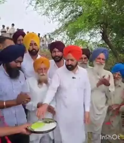 ਫਤਿਹਗੜ੍ਹ ਸਾਹਿਬ: ਪਿੰਡ ਸੁਹਾਗਹੇੜੀ ਵਿਖੇ ਨਹਿਰੀ ਪਾਣੀ ਦੇ ਲੱਗਣ ਵਾਲੇ ਨਵੇਂ ਮੋਘੇ ਦਾ ਉਦਘਾਟਨ ਵਿਧਾਇਕ ਨੇ ਕੀਤਾ