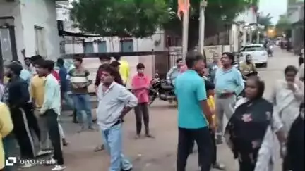 नीमच नगर: एकता कॉलोनी में धार्मिक कार्यक्रम को लेकर विवाद, दोनों समुदायों को अलग जगह दी गई, 13 लोगों से बांड भरवाया