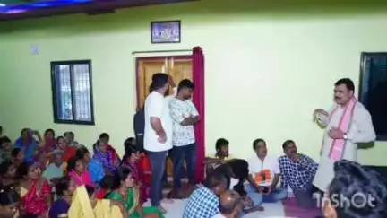 ନବରଙ୍ଗପୁର ପୋଲିସ ଷ୍ଟେସନ: କୁସୁମଗୁଡାରେ ଲୋକଙ୍କ ସହ ପ୍ରଧାନ ମନ୍ତ୍ରୀଙ୍କ ମନ କି ବାତ କାର୍ଯ୍ୟକ୍ରମ ଦେଖିଲେ ମନ୍ତ୍ରୀ