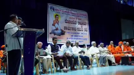 ಚಿತ್ರದುರ್ಗ: ನಗರದ ಮುರುಘಾ ಮಠದಲ್ಲಿ ಲಿಂಗಾಯತ ಮಹಾಸಭಾದ 2025-26 ನೇ ಸಾಲಿನ ಮೊದಲನೇ ಕಾರ್ಯಕಾರಿಣಿ ಸಭೆ