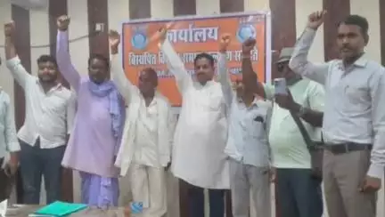 सिंगरौली: कलेक्टर की अध्यक्षता में प्रभावित वार्डों की बने कमेटी: महेश प्रताप सिंह, विस्थापन पर सभी संगठन हों एक साथ