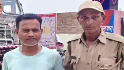 घाटमपुर: सेन पश्चिम पारा पुलिस ने अवैध शराब बेच रहे युवक को किया गिरफ्तार