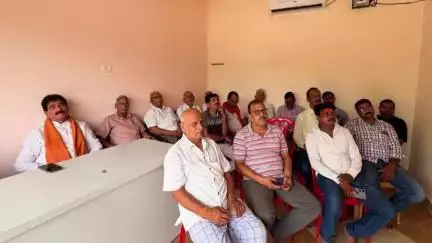 जौनपुर: नेवादा में बूथ संख्या 356 पर 'एक पेड़ मां के नाम' सघन वृक्षारोपण अभियान का हुआ आयोजन