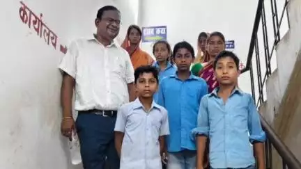 छातापुर: छातापुर के शंकरपट्टी में एमडीएम खाने से 100 स्कूली बच्चे बीमार, एचएम निलंबित