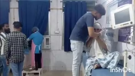 जमुई: अड़सार गांव में बकाया पैसा बाद में देने पर पड़ोसी ने चार लोगों को पीटकर किया घायल, सभी को सदर अस्पताल में भर्ती