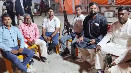 गायघाट रवि चौधरी पत्रकार भाई शादी कादिरगंज सासाराम पहुंचे, आशुतोष सिंह पूर्व विधायक उम्मीदवार,प्रदेश अध्यक्ष बिहार किसान