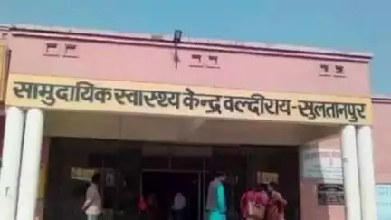 बल्दीराय: पूर्वांचल एक्सप्रेसवे के सर्विस लाइन पर अनियंत्रित बुलेट बाइक से गिरे दो कर्मचारी, चल रहा है इलाज