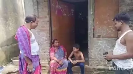 କାକଟପୁର: ଉଦୟପୁର ଗାଁରେ ବଜ୍ରପାତ ଯୋଗୁଁ ବିଦ୍ୟୁତ ସର୍ଟସର୍କିଟରେ ୪ ଜଣ ଗୁରୁତର, ମେଡିକାଲରେ ଭର୍ତ୍ତି