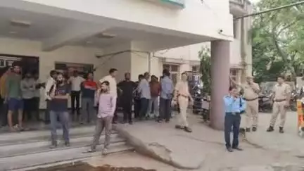 झालरापाटन: मंडावर में भाजपा नेता सुरेंद्र मेवाड़ा की धारदार हथियारों से हत्या, मंदिर जाते समय अज्ञात लोगों ने किया हमला