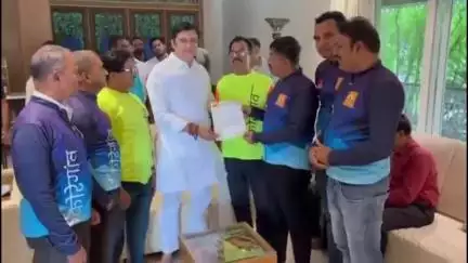 खटाव: पर्यावरणाचे रक्षण करणाऱ्या कोरेगाव सायकल प्रेमी ग्रुपचे कार्य निश्चितच आदर्शवत: आमदार महेश शिंदे