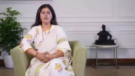 परळी: उद्या गोपीनाथ गडावर मोठ्या संख्येने उपस्थित रहा मंत्रीपंकजा मुंडे यांचे नागरिकांना आवाहन